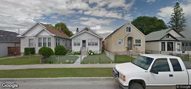 Larawan ng 579 Castle Avenue sa Winnipeg, Manitoba