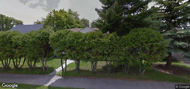 690 Harbison Avenue E（加拿大曼尼托巴省溫尼伯市）房屋照片