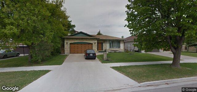 1130 Diplomat Drive（加拿大曼尼托巴省溫尼伯市）房屋照片