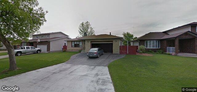 1135 Diplomat Drive（加拿大曼尼托巴省溫尼伯市）房屋照片