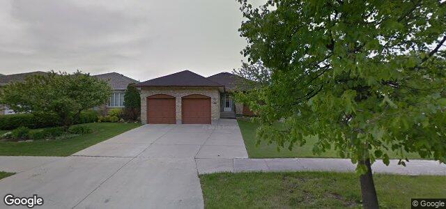 Larawan ng 1231 Diplomat Drive sa Winnipeg, Manitoba