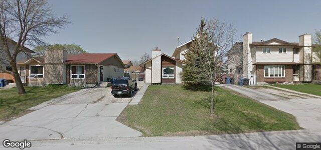 20 Woodlark Place（加拿大曼尼托巴省溫尼伯市）房屋照片