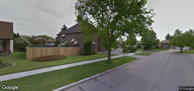 215 Ambassador Row（加拿大曼尼托巴省溫尼伯市）房屋照片