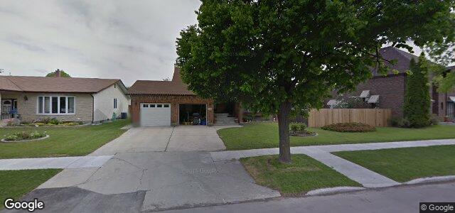 221 Ambassador Row（加拿大曼尼托巴省溫尼伯市）房屋照片