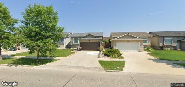 Larawan ng 519 Templeton Avenue sa Winnipeg, Manitoba