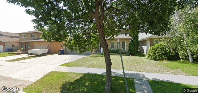 566 Templeton Avenue（加拿大曼尼托巴省溫尼伯市）房屋照片