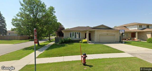 586 Templeton Avenue（加拿大曼尼托巴省溫尼伯市）房屋照片