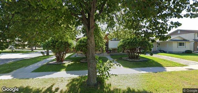 118 Ashmore Drive（加拿大曼尼托巴省温尼伯市）房屋照片