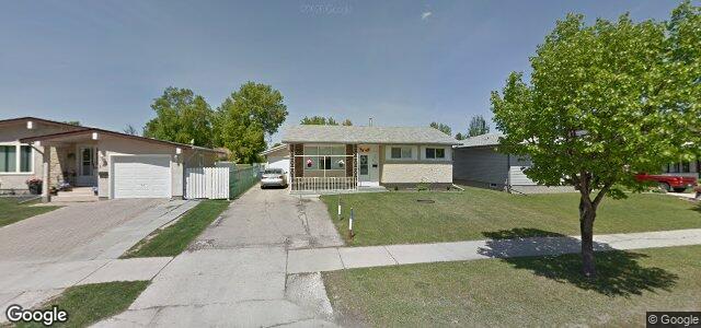 Photo of 139 Mapleton Drive in Winnipeg, Manitoba