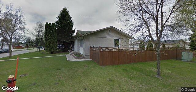 Larawan ng 14 Masterton Crescent sa Winnipeg, Manitoba