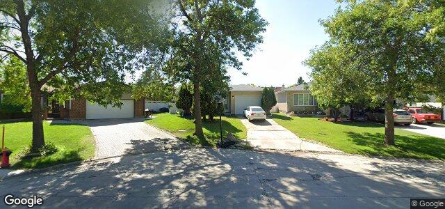 15 Merlon Place（加拿大曼尼托巴省溫尼伯市）房屋照片