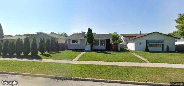 242 Pipeline Road（加拿大曼尼托巴省溫尼伯市）房屋照片