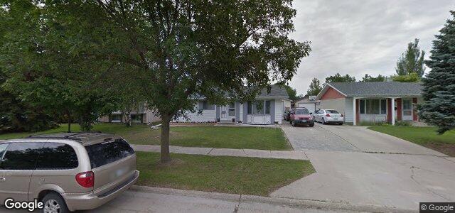 27 Playgreen Crescent（加拿大曼尼托巴省溫尼伯市）房屋照片