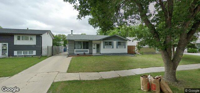 38 Magenta Crescent（加拿大曼尼托巴省溫尼伯市）房屋照片