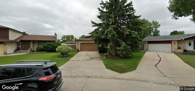 39 Sardelle Crescent（加拿大曼尼托巴省溫尼伯市）房屋照片