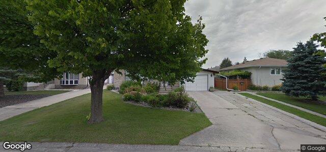 Larawan ng 53 Keystone Crescent sa Winnipeg, Manitoba