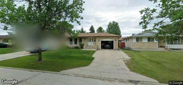 Photo of 58 Pickley Crescent in Winnipeg, Manitoba
