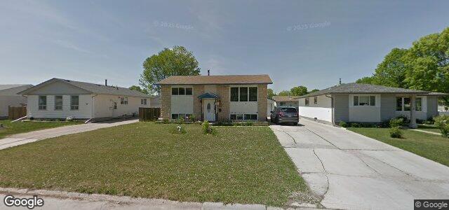 6 Madrill Close（加拿大曼尼托巴省溫尼伯市）房屋照片