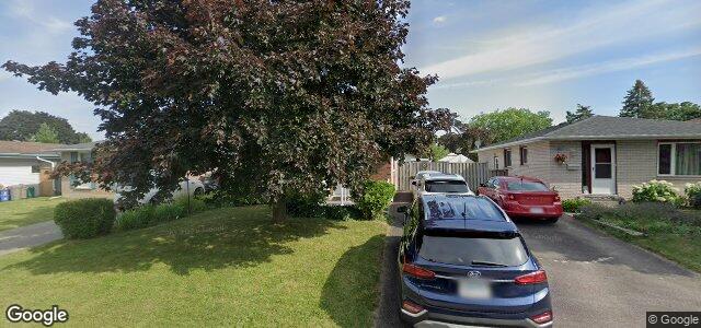 66 Roberts Crescent（加拿大曼尼托巴省溫尼伯市）房屋照片