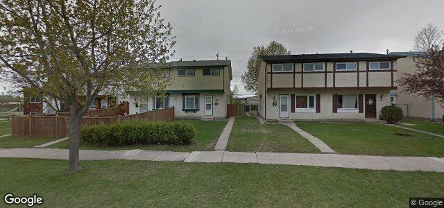 Larawan ng 68 Manor House Court sa Winnipeg, Manitoba