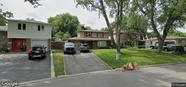 70 Roberts Crescent（加拿大曼尼托巴省溫尼伯市）房屋照片