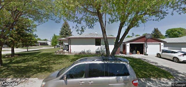 76 Madrill Close（加拿大曼尼托巴省溫尼伯市）房屋照片