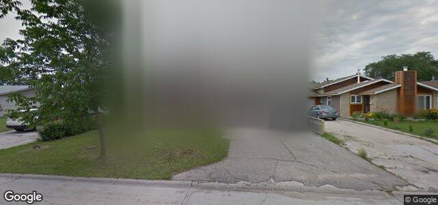 77 Piney Crescent（加拿大曼尼托巴省溫尼伯市）房屋照片