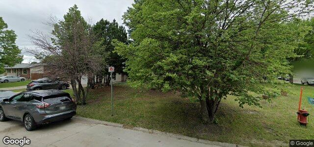 92 Massena Crescent（加拿大曼尼托巴省溫尼伯市）房屋照片