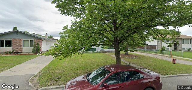 94 Madera Crescent（加拿大曼尼托巴省溫尼伯市）房屋照片