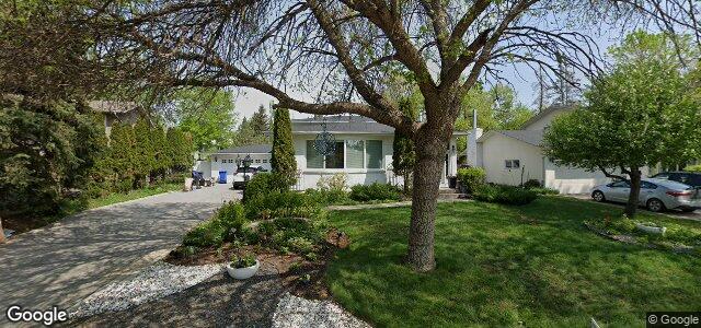 15 Carmarthen Boulevard（加拿大曼尼托巴省溫尼伯市）房屋照片