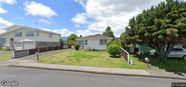 Larawan ng 22 Holdsworth Avenue sa Winnipeg, Manitoba