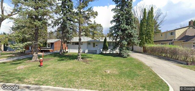 323 Kelvin Boulevard（加拿大曼尼托巴省溫尼伯市）房屋照片