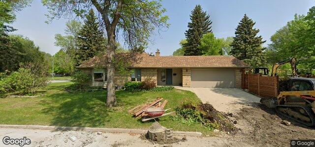 Photo of 419 Southport Boulevard in Winnipeg, Manitoba