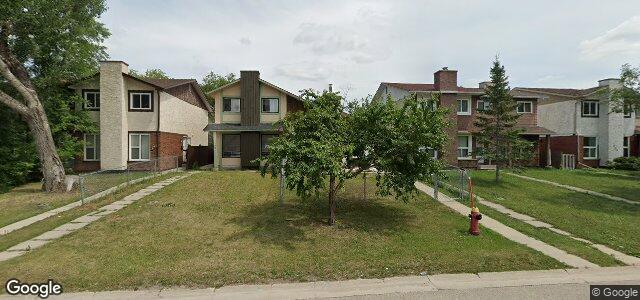 135 Albina Way（加拿大曼尼托巴省溫尼伯市）房屋照片