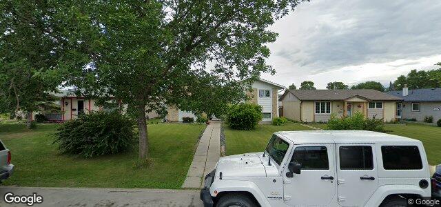 135 Ellington Street（加拿大曼尼托巴省溫尼伯市）房屋照片