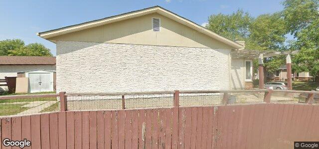 135 Parashin Bay（加拿大曼尼托巴省溫尼伯市）房屋照片