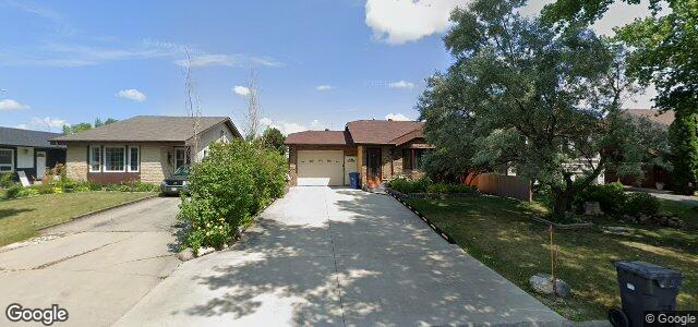 135 Taraska Bay（加拿大曼尼托巴省溫尼伯市）房屋照片