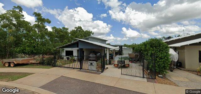 15 Currie Crescent（加拿大曼尼托巴省温尼伯市）房屋照片