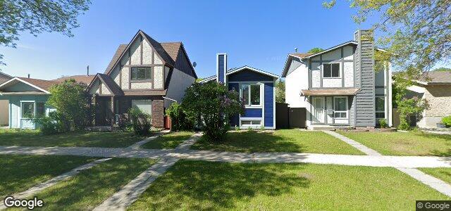 207 Egesz Street（加拿大曼尼托巴省溫尼伯市）房屋照片