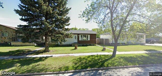 2125 Manitoba Avenue（加拿大曼尼托巴省溫尼伯市）房屋照片