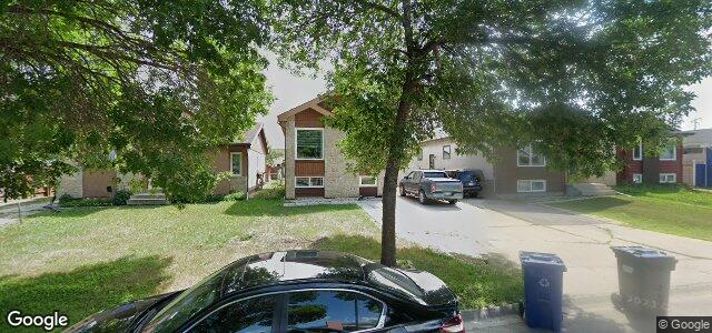 218 Weitzel Street（加拿大曼尼托巴省溫尼伯市）房屋照片