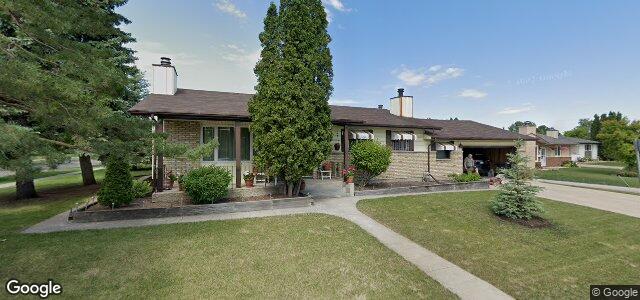 2241 Burrows Avenue（加拿大曼尼托巴省溫尼伯市）房屋照片