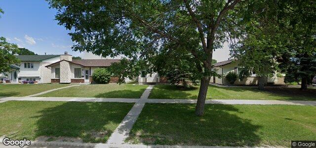 2245 Burrows Avenue（加拿大曼尼托巴省溫尼伯市）房屋照片