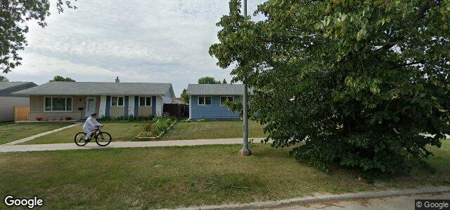 2270 Burrows Avenue（加拿大曼尼托巴省溫尼伯市）房屋照片