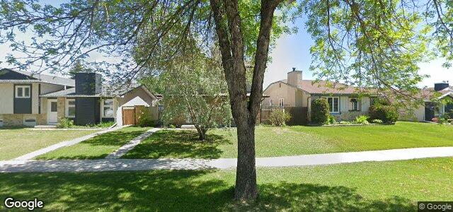 2419 Burrows Avenue（加拿大曼尼托巴省溫尼伯市）房屋照片