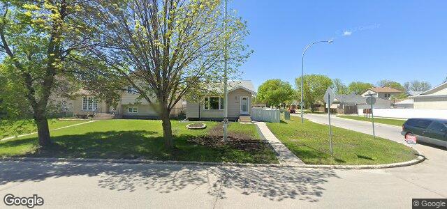 2426 Burrows Avenue（加拿大曼尼托巴省溫尼伯市）房屋照片