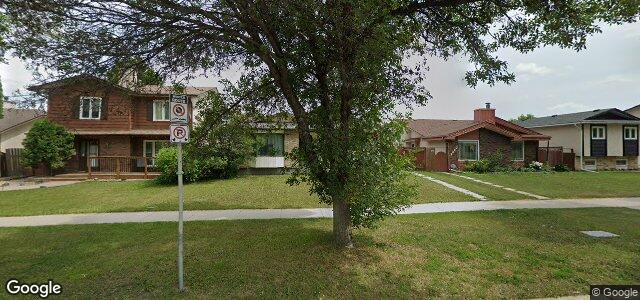 2431 Burrows Avenue（加拿大曼尼托巴省溫尼伯市）房屋照片