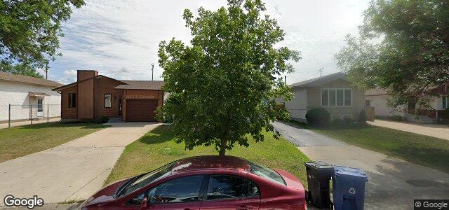 246 Weitzel Street（加拿大曼尼托巴省溫尼伯市）房屋照片