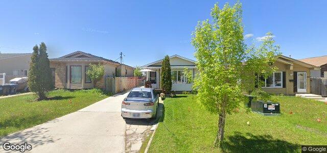 Photo of 290 Barnham Crescent in Winnipeg, Manitoba