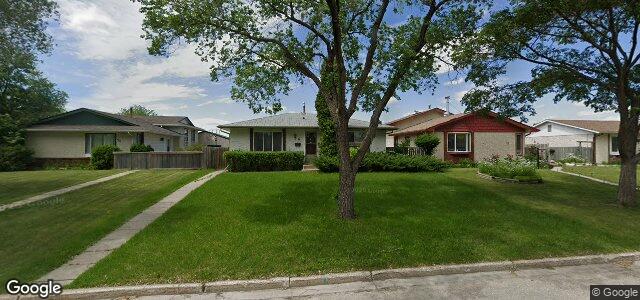 Larawan ng 74 Avery Drive sa Winnipeg, Manitoba